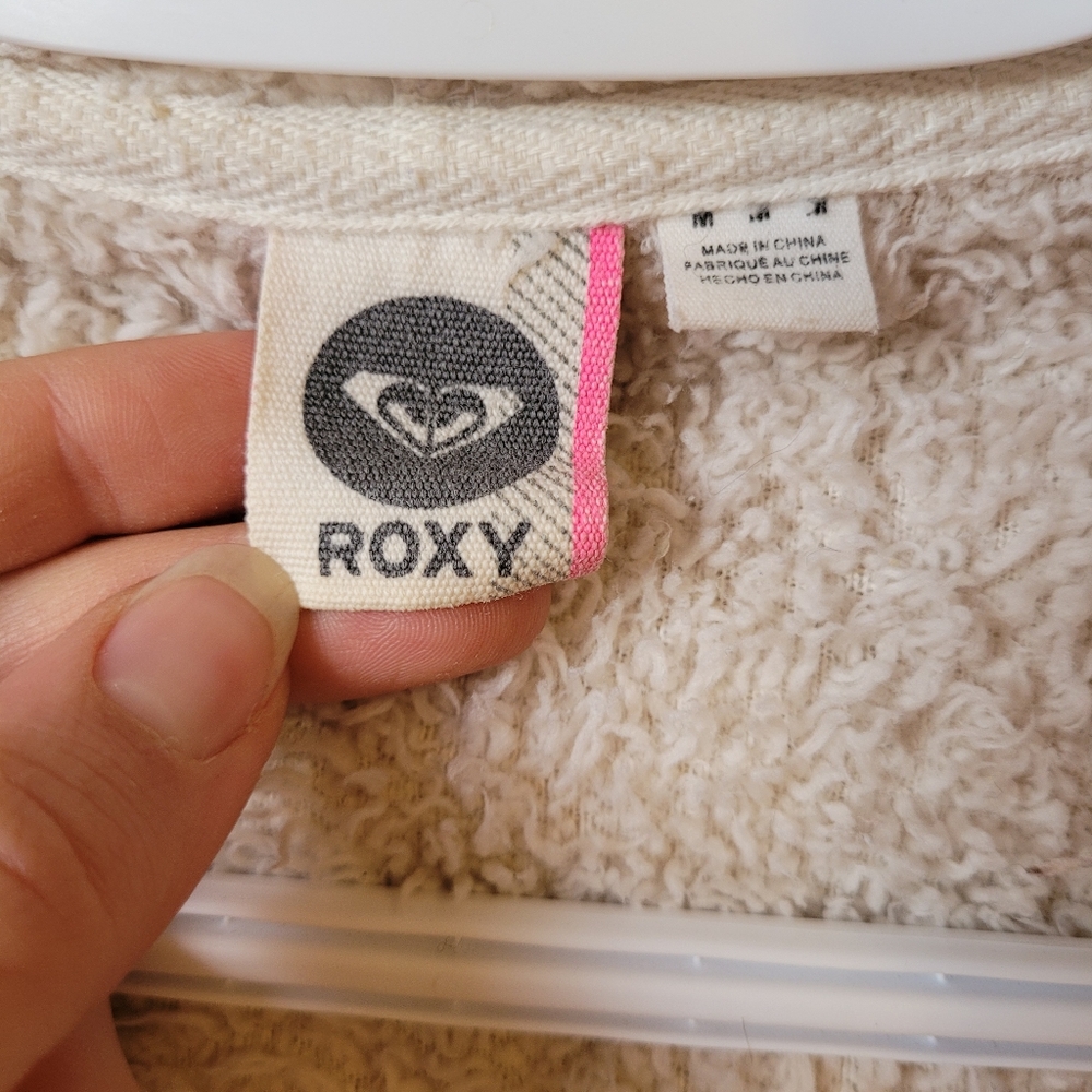 Roxy Fuzzy Sweater - Picture 3 of 4